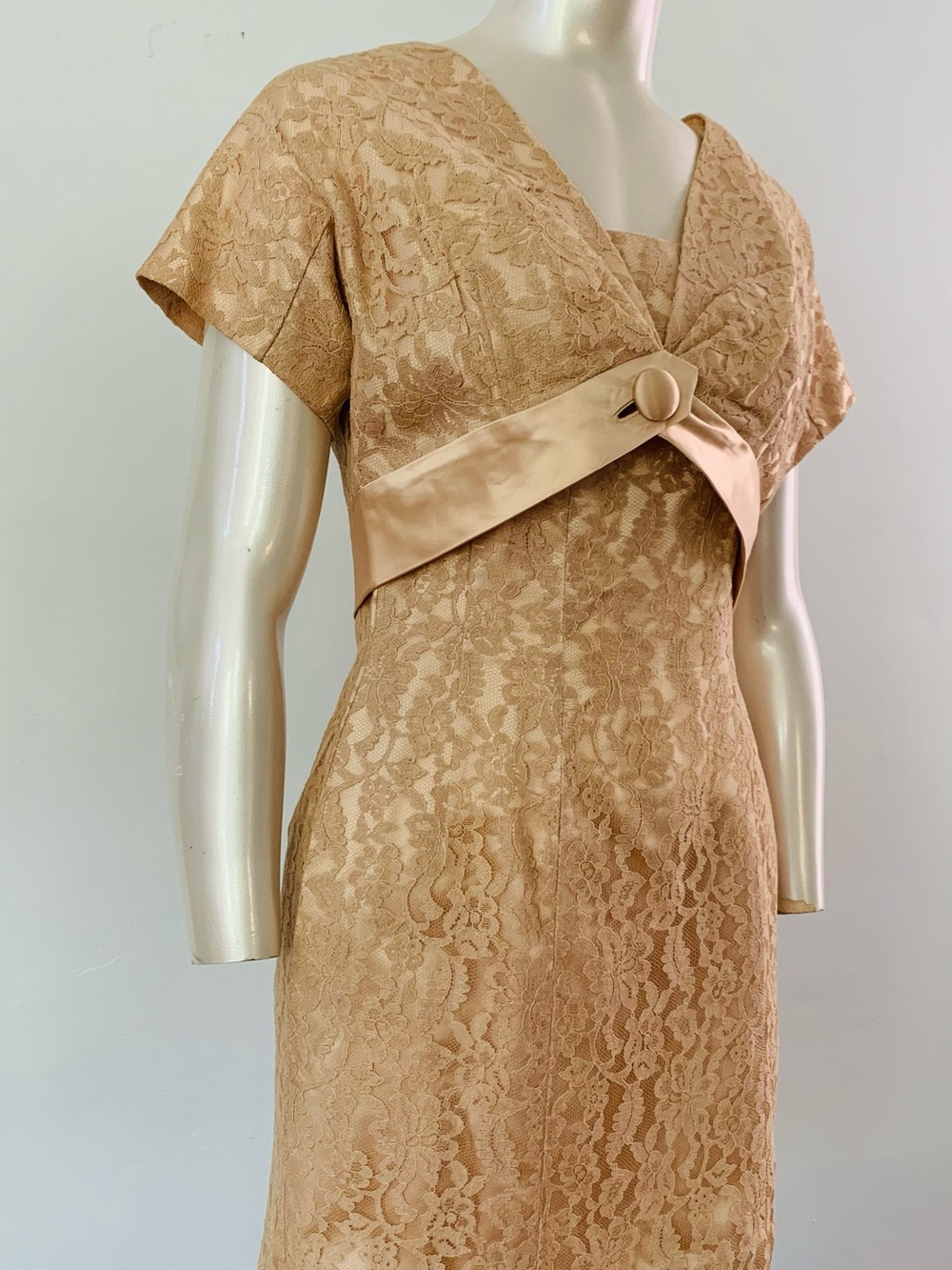 60s Vintage Peach Lace Mini Dress with Cropped Jacket